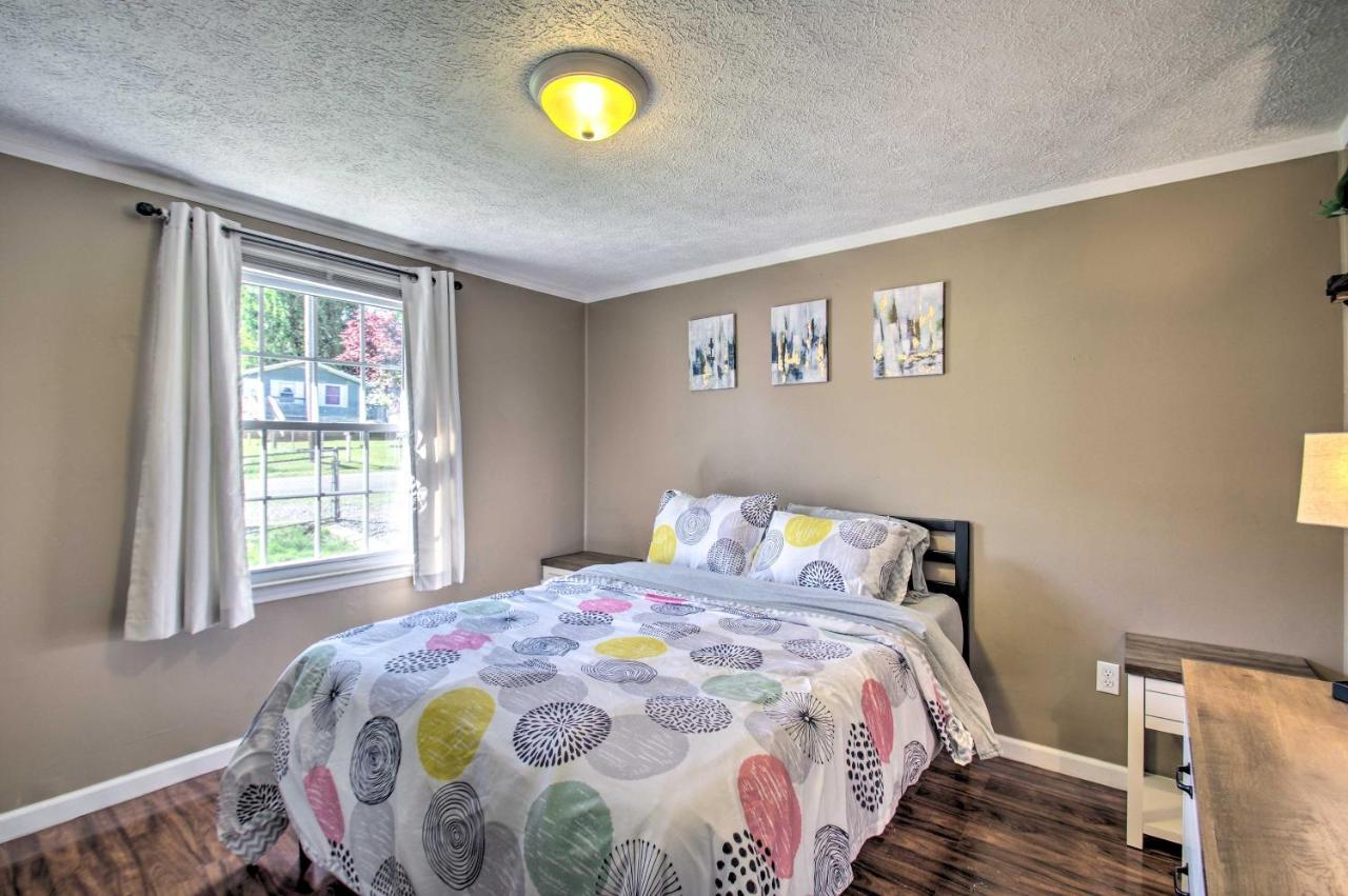 Dog-Friendly Fayetteville Home With Hot Tub! Kültér fotó